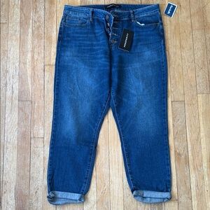 NWT Premium Blue Cropped Women's Jeans